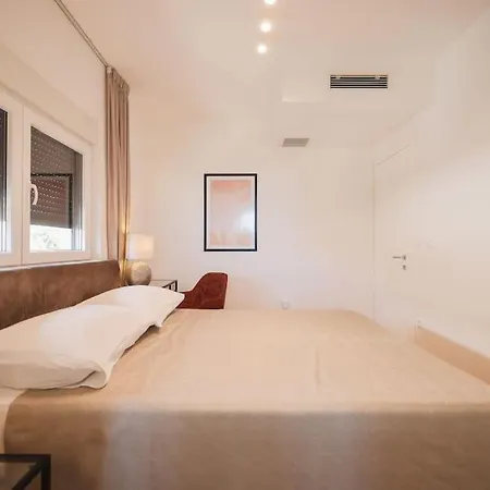 Niko Beautiful Apartman *